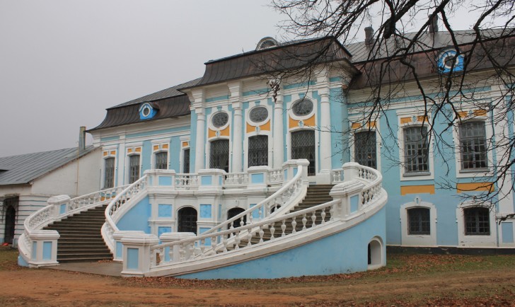 Старинный дом в стиле барокко.