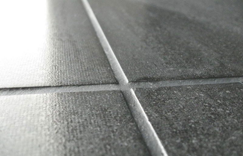 Затирка для плитки: види, вибір, інструменти та як зробити 4 Что нужно для выполнения цементной затирки швов?