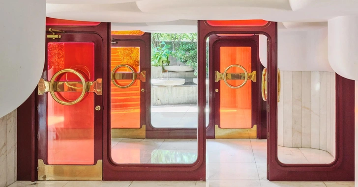 Torres Blancas: редизайн квартиры с историей в Мадриде 1 Необычная квартира в бруталистском доме в Мадриде