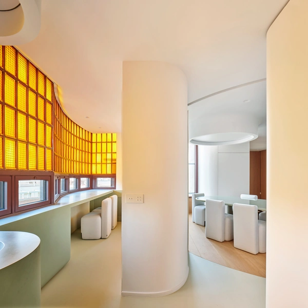 Torres Blancas: редизайн квартиры с историей в Мадриде 12 Необычная квартира в бруталистском доме в Мадриде